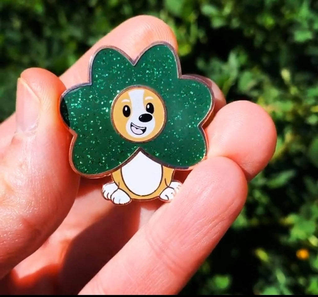 Clover Face 3.jpg